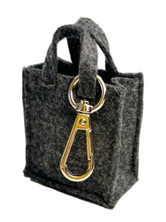 The Tote charm